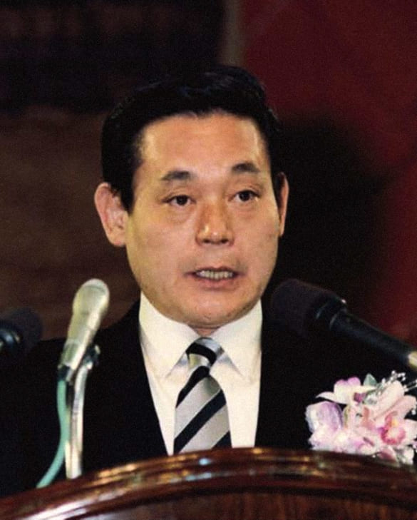 A photo of Chairman Lee Kun-hee declaring the Second Foundation of Samsung at the 50th anniversary on March 22, 1988.